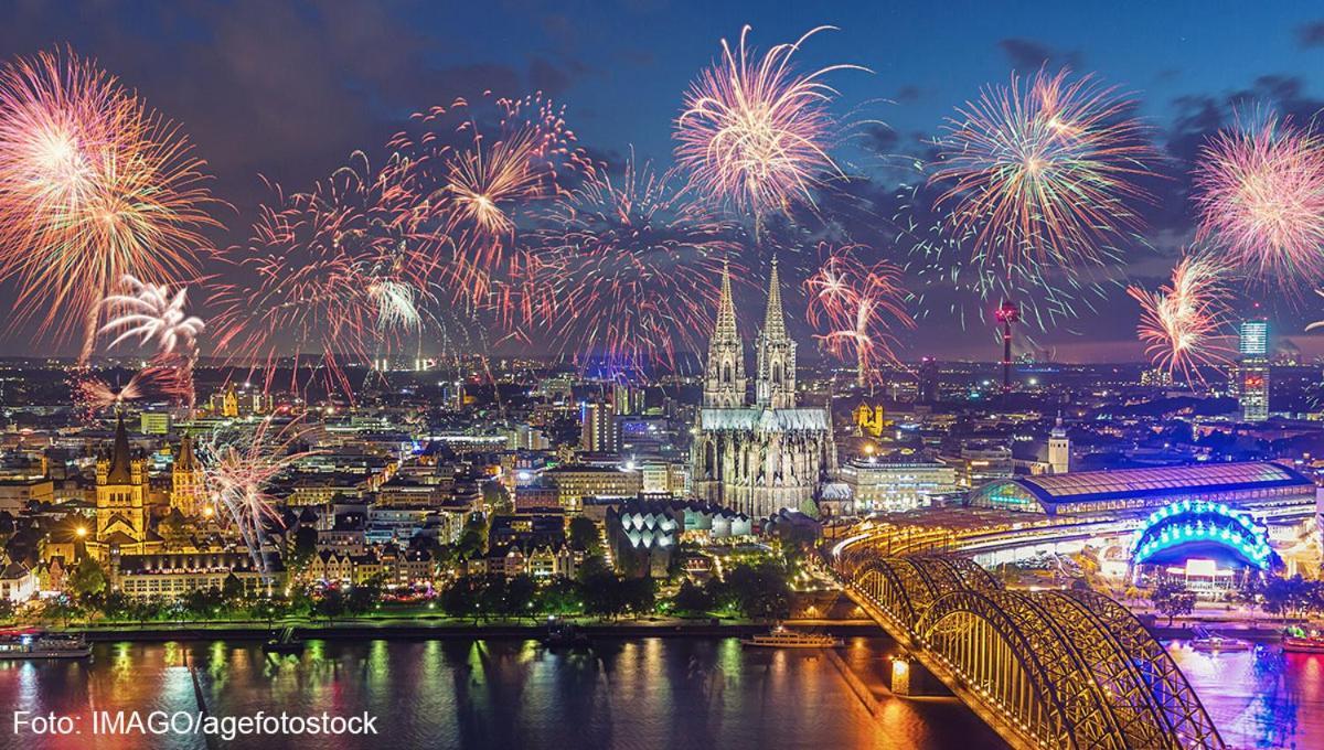 Flatdecologne Veedel - Ferienwohnung Naehe Feuerwerk - Exterior photo